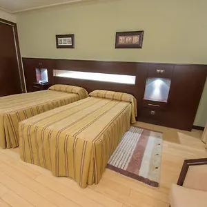 https://hotel-los-5-pinos.besthotelstoledo.com