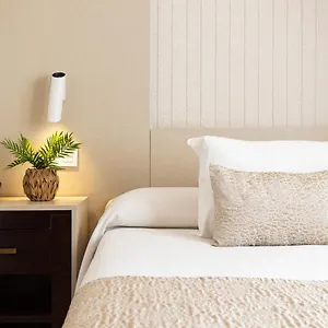 **** Hotel Plaza Del Castillo Hiszpania