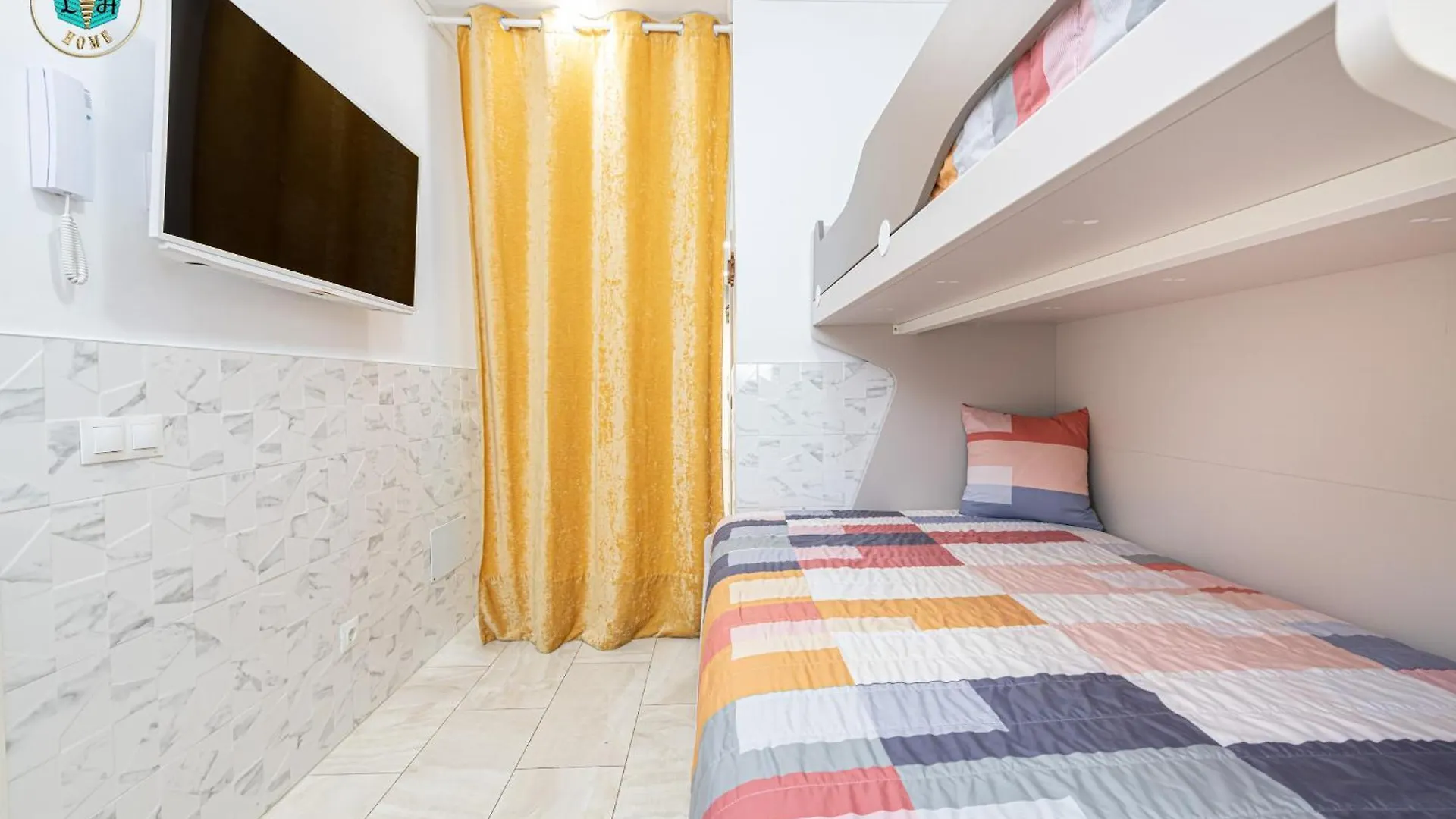 Luxury Home Poseidon Malaga Hotel apartamentowy